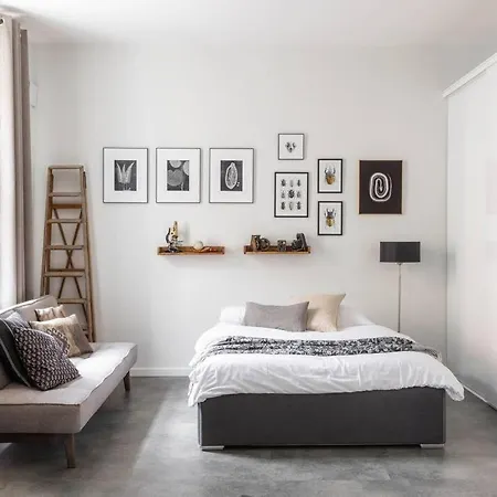 Central, Fully Equipped Apartment