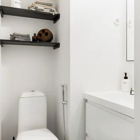 Central, Fully Equipped *